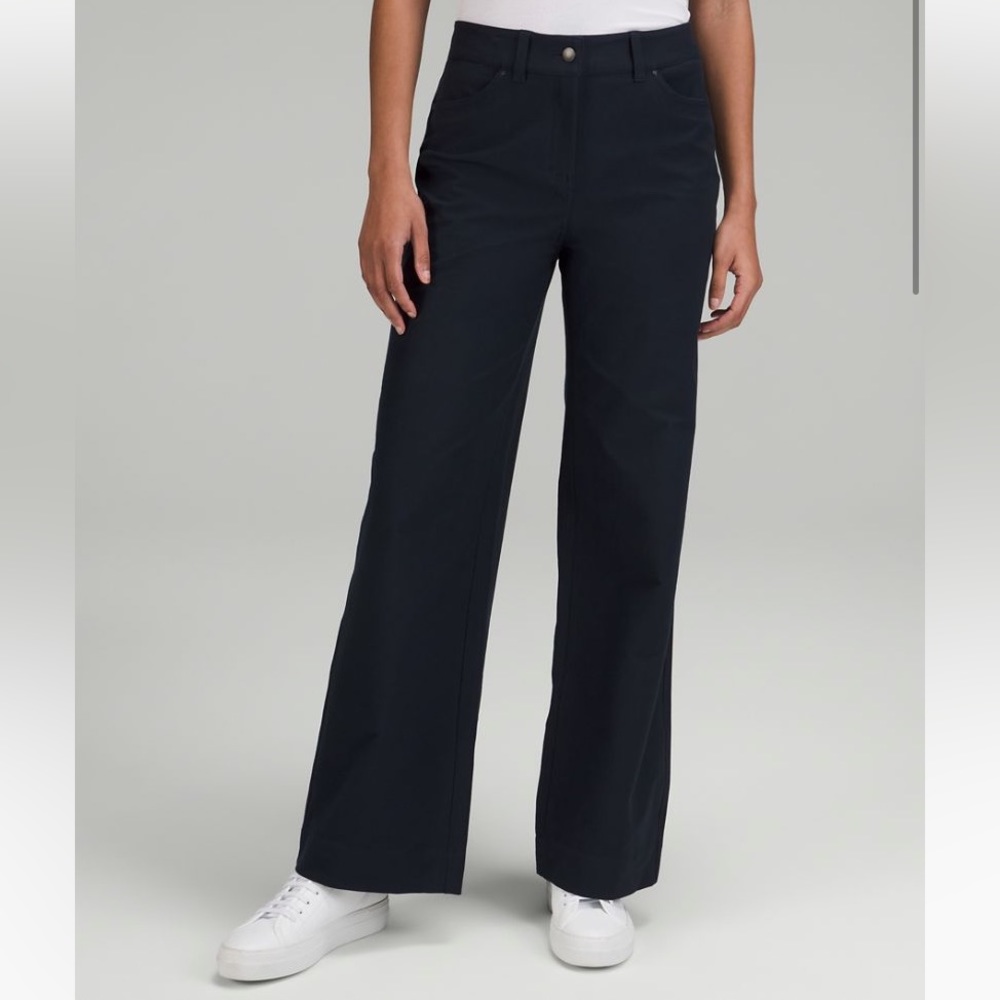 Lululemon Pants - City Sleek Wide Leg - Black Size 29